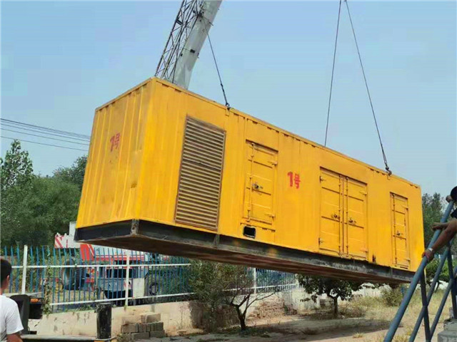 松滋300KW柴油发电机组油耗是多少?