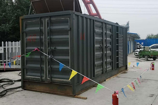 松滋发电机租赁空气滤清器多久更换一次?